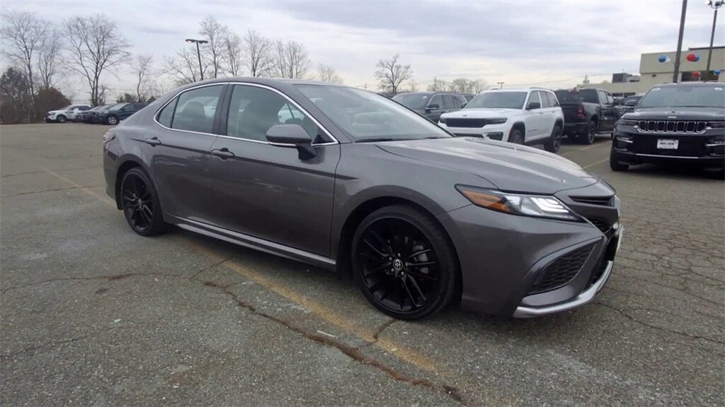 2021 Toyota Camry XSE photo 2