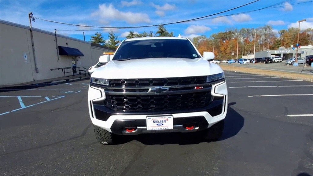 2021 Chevrolet Tahoe Z71 photo 3