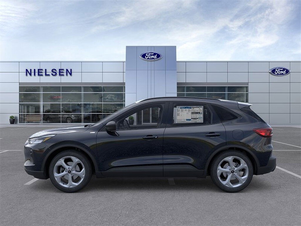2025 Ford Escape ST-Line photo 3