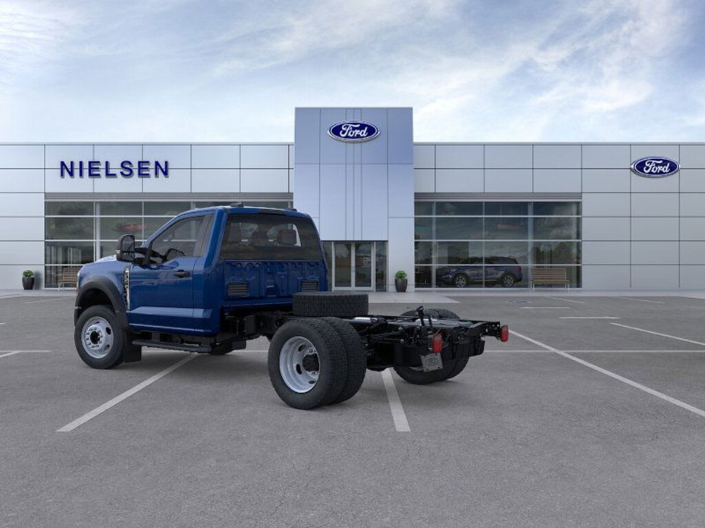 2026 Ford F-450 XL photo 2