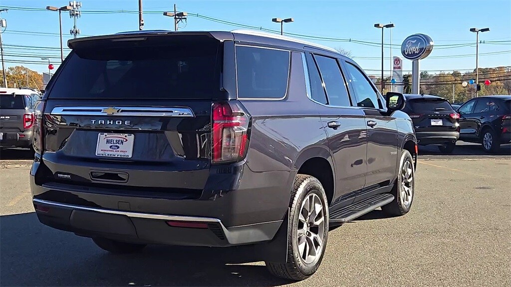 2023 Chevrolet Tahoe LS photo 3