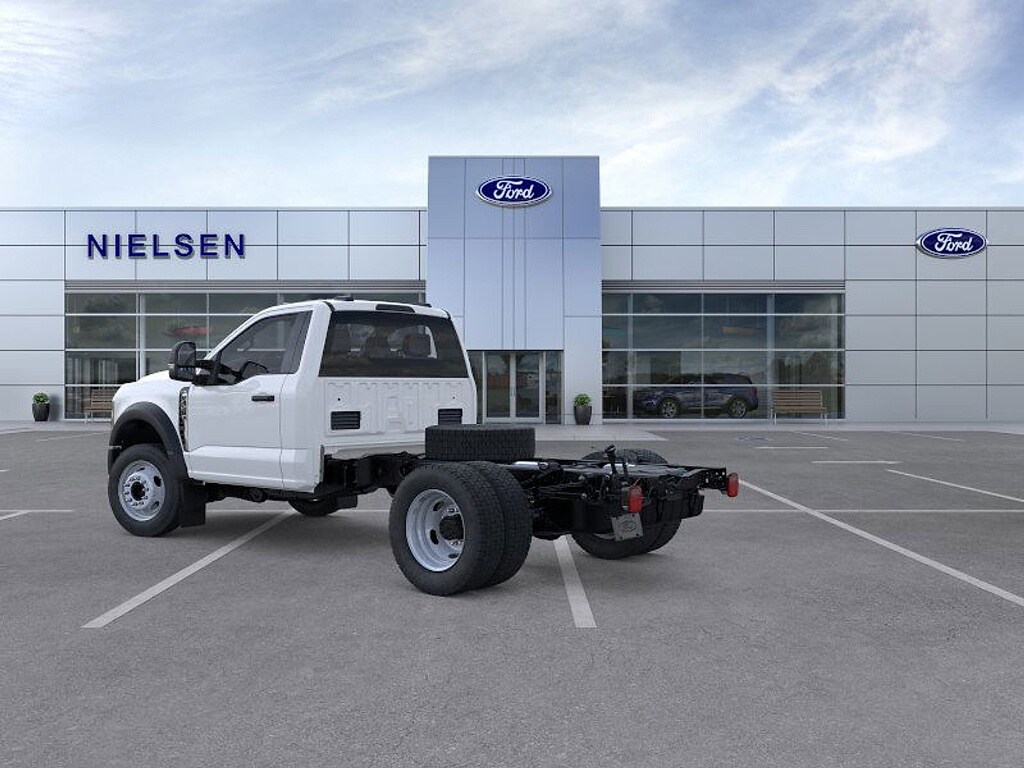 2026 Ford F-450 XL photo 3