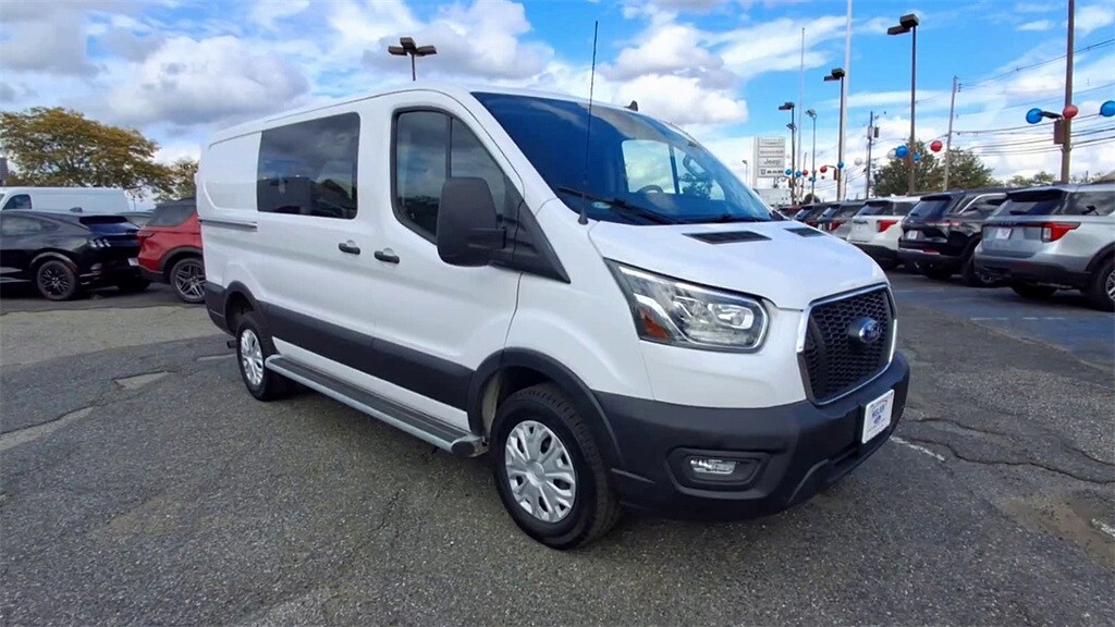 2023 Ford Transit photo 2
