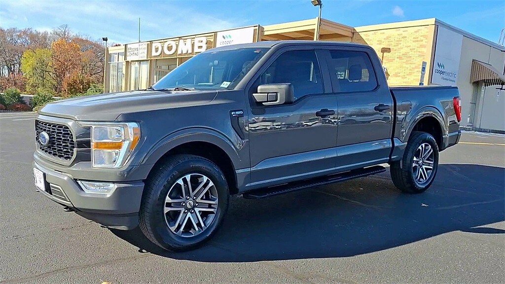 2021 Ford F-150 XL photo 4