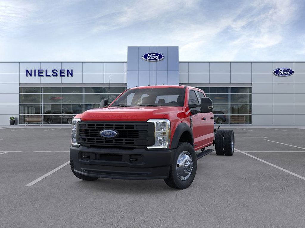2025 Ford F-550 XL photo 2
