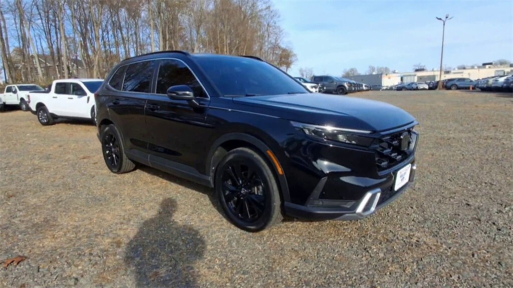 2023 Honda CR-V Hybrid Sport Touring photo 2