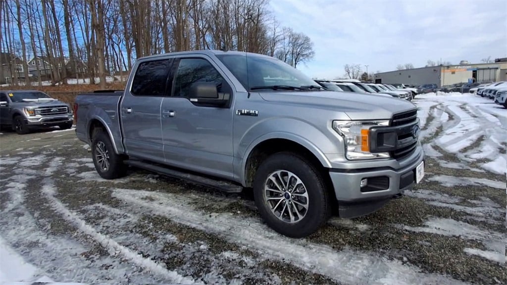2020 Ford F-150 XLT photo 3