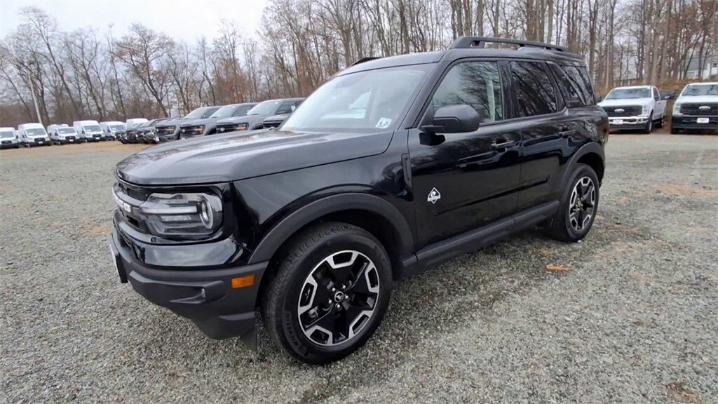 2024 Ford Bronco Sport Outer Banks photo 4