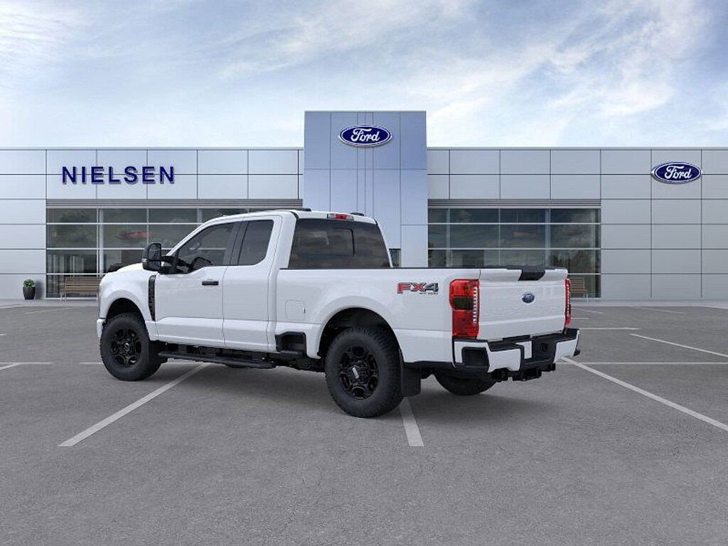 2026 Ford F-350 XL photo 3