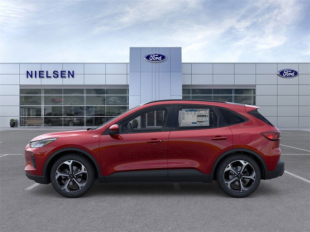 2025 Ford Escape Hybrid ST-Line Select photo 2