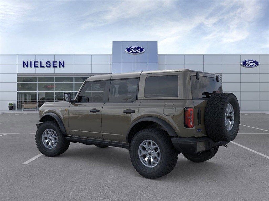 2025 Ford Bronco Badlands photo 4