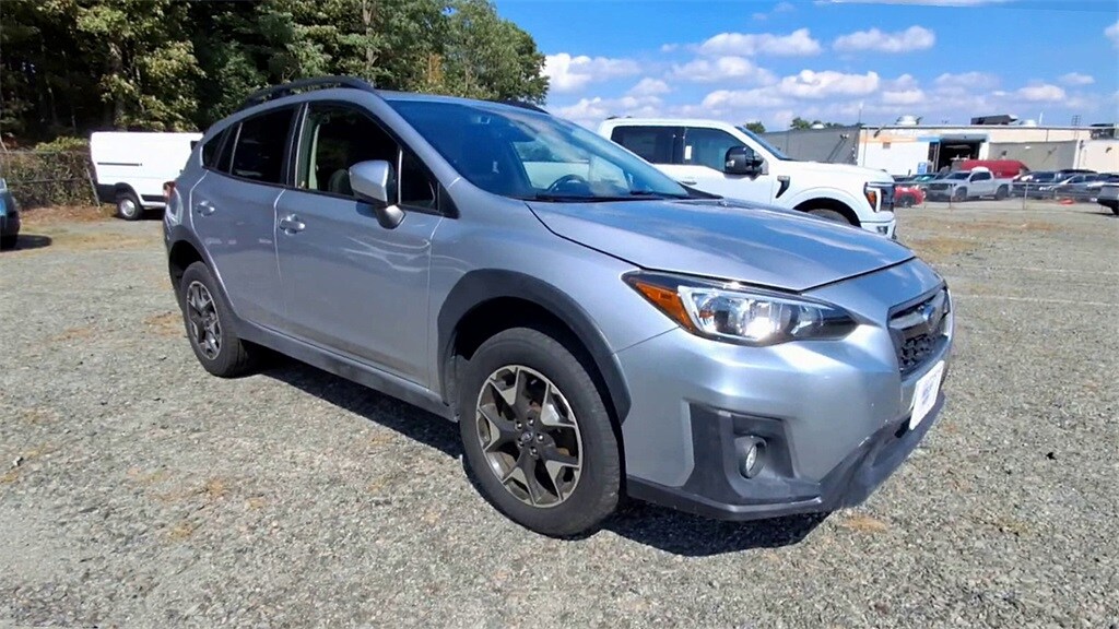 2020 Subaru Crosstrek Premium photo 2
