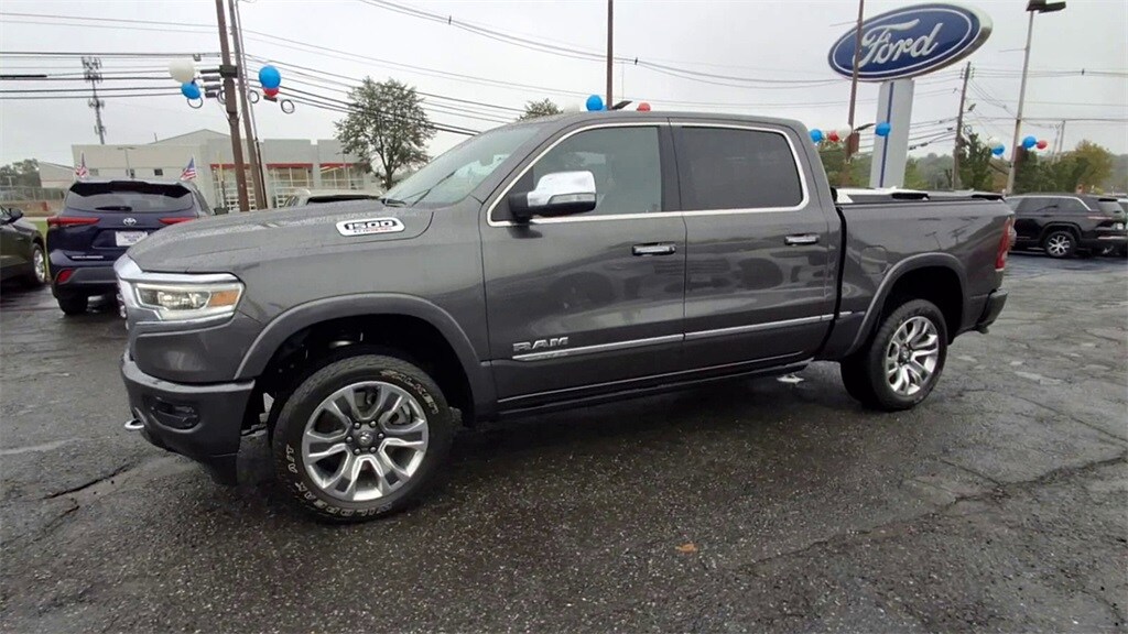 2022 Ram 1500 Limited photo 4