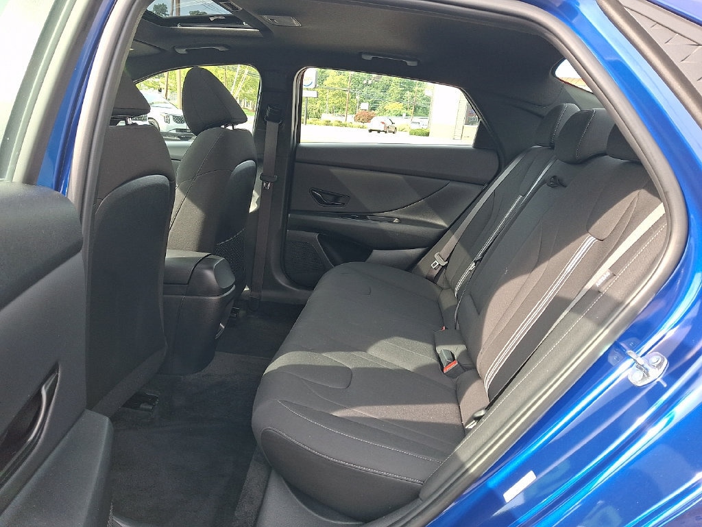 2026 Hyundai Elantra SEL - Photo 12