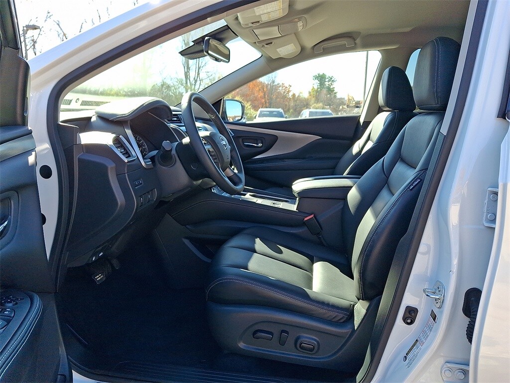 2024 Nissan Murano SV photo 3