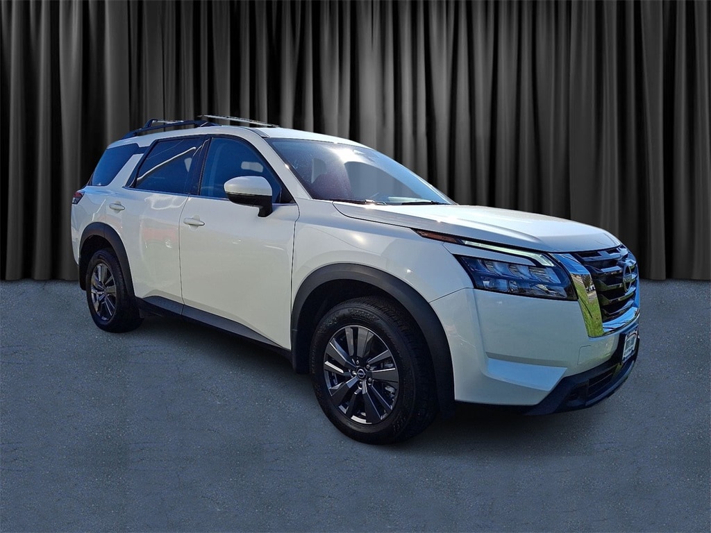 2024 Nissan Pathfinder SUV 