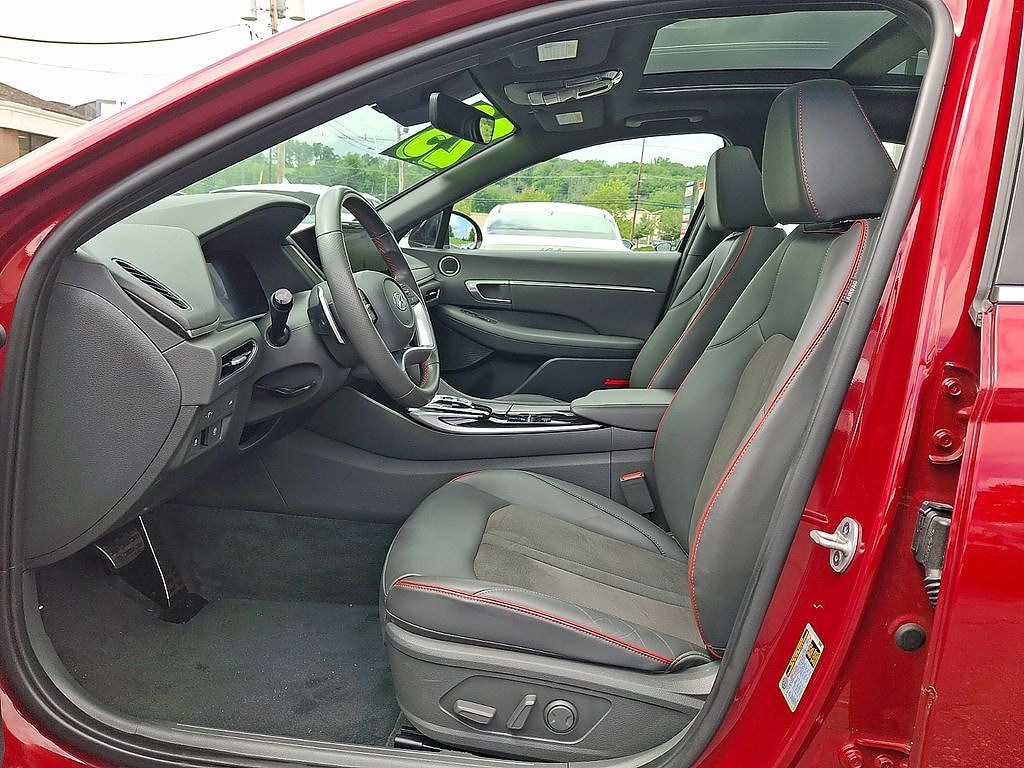 2023 Hyundai Sonata SEL Plus - Photo 14