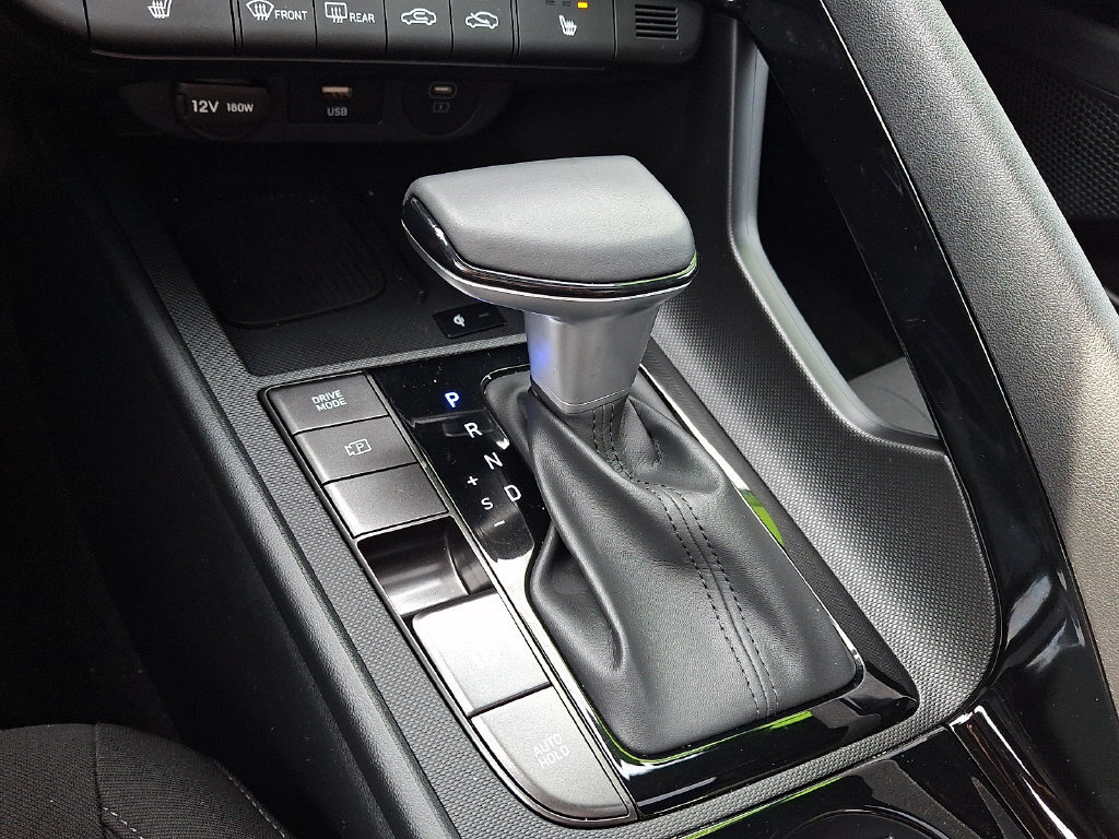2026 Hyundai Elantra SEL - Photo 17