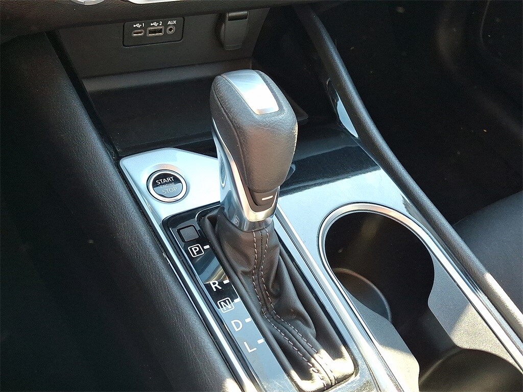 2024 Nissan Altima 2.5 SV photo 4