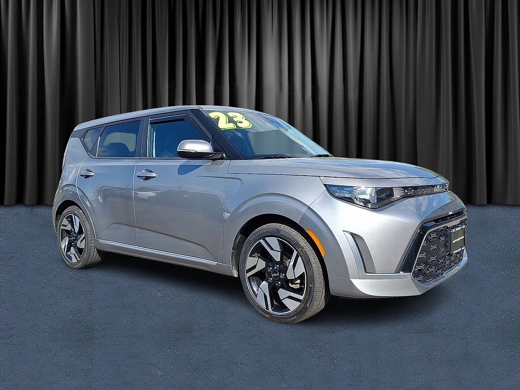 2023 Kia Soul 2.0LT GT-Line IVT's photo