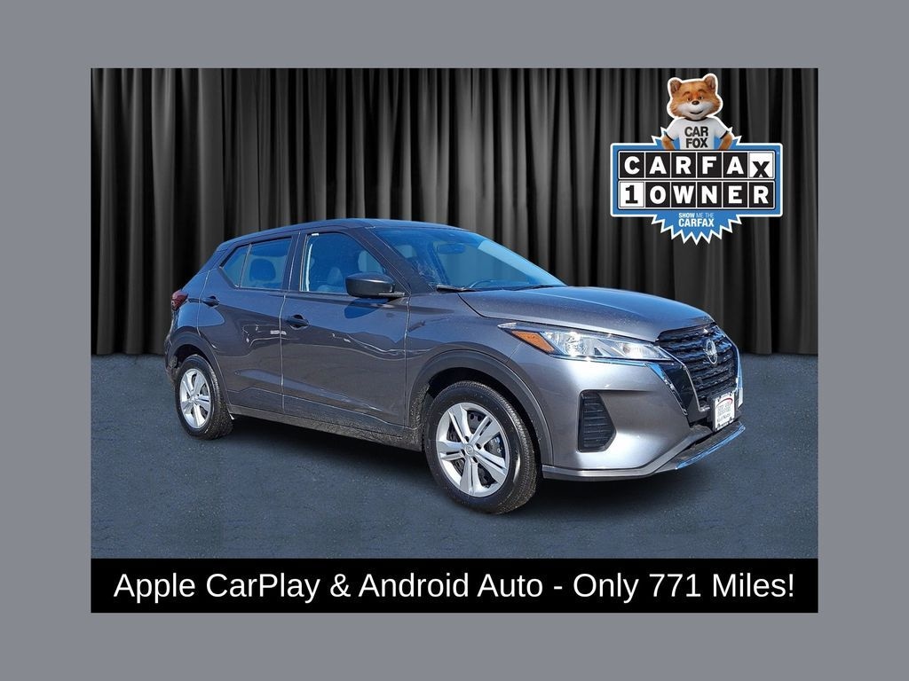 2025 Nissan KICKS PLAY Base