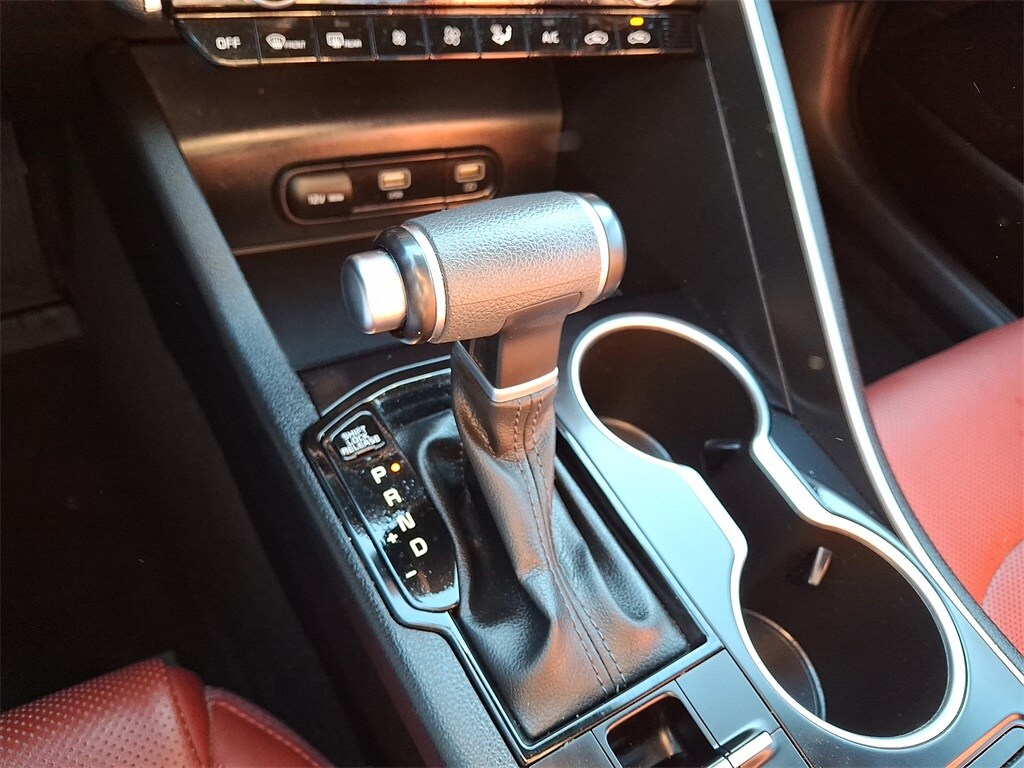 2023 Kia K5 GT-Line photo 4