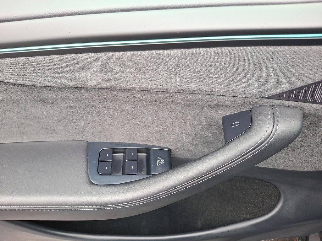 Used 2026 Tesla Model Y Long Range with VIN 7SAYGDEE2TA391023 for sale in Newton, NJ