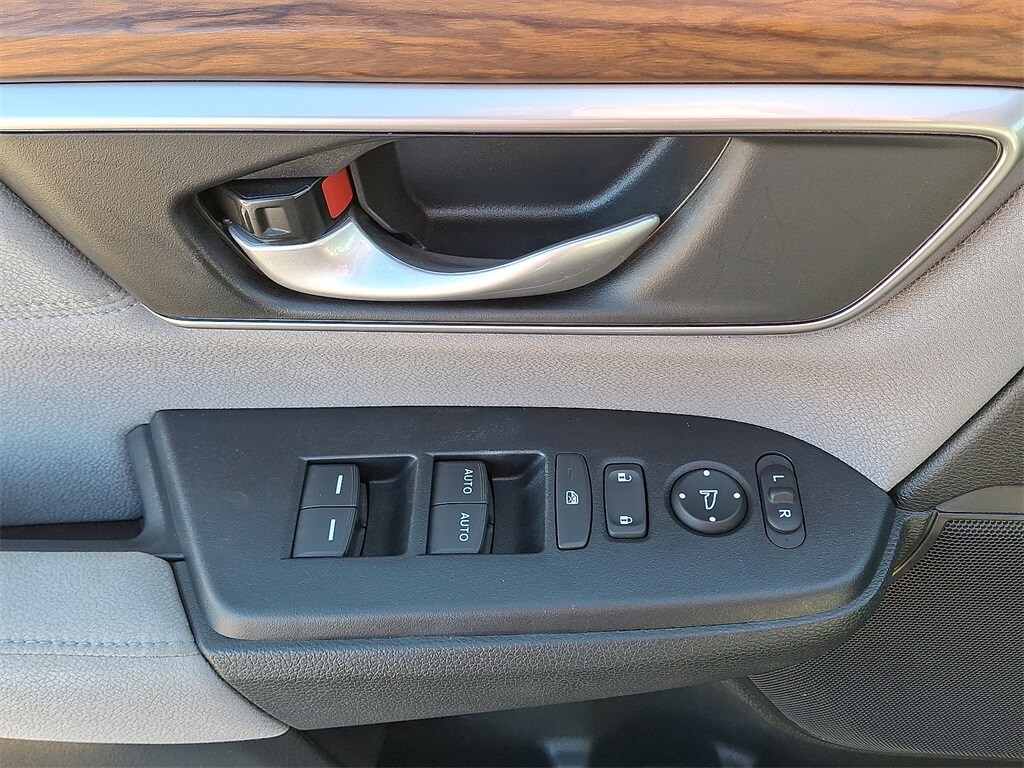 2022 Honda CR-V EX photo 2