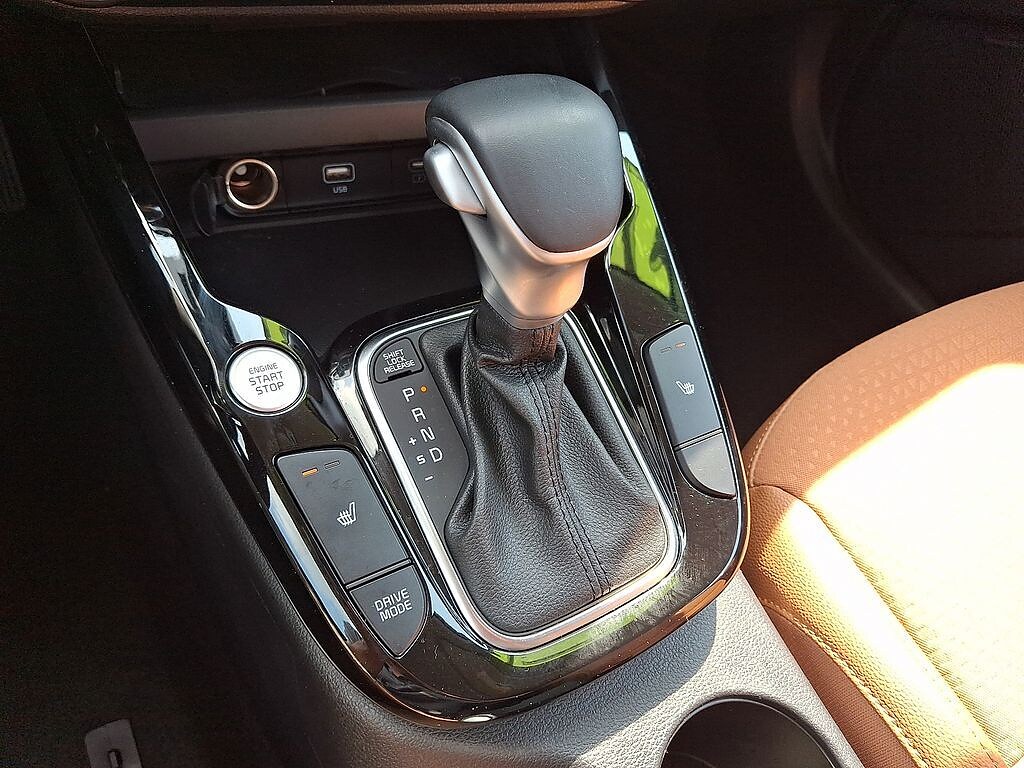 Certified 2025 Kia Soul EX Hatchback