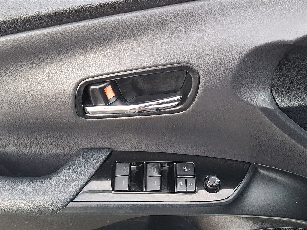 Used 2019 Toyota Prius LE with VIN JTDL9RFU0K3008232 for sale in Newton, NJ