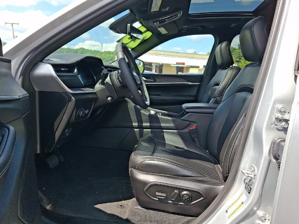 2025 Jeep Grand Cherokee Limited - Photo 11