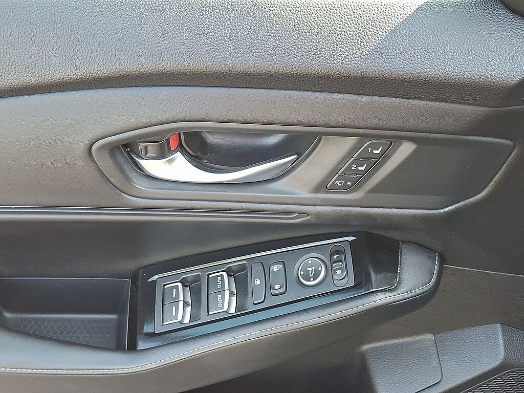 Used 2023 Honda Accord Hybrid Touring Sedan