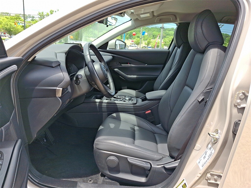 2023 Mazda CX-30 2.5 Select photo 3