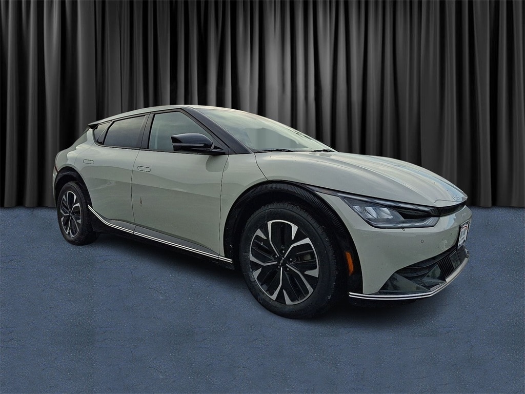 2022 Kia Ev6 Wind's photo