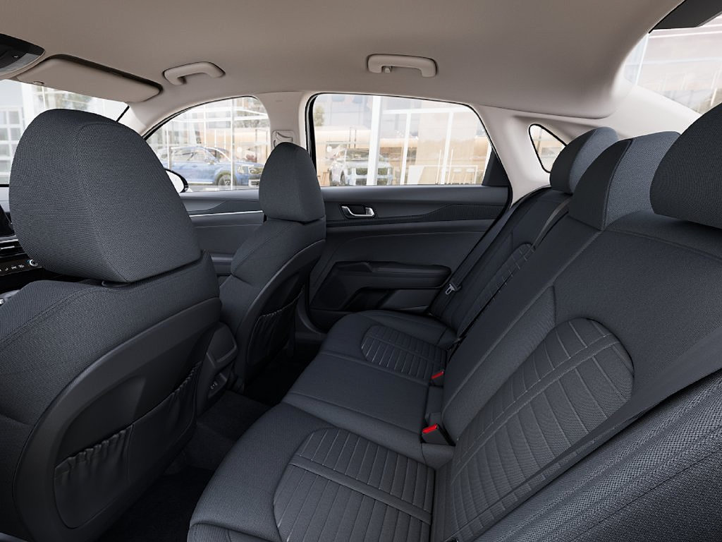 2026 Kia K5 LXS - Photo 19