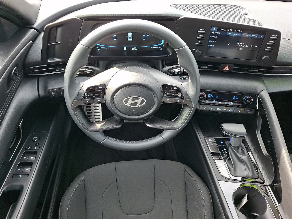 2026 Hyundai Elantra SEL - Photo 13