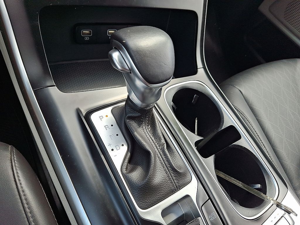 Certified 2022 Kia Carnival MPV