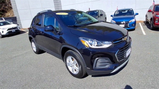 Used 2022 Chevrolet Trax LT with VIN KL7CJPSM6NB515077 for sale in Rockaway, NJ