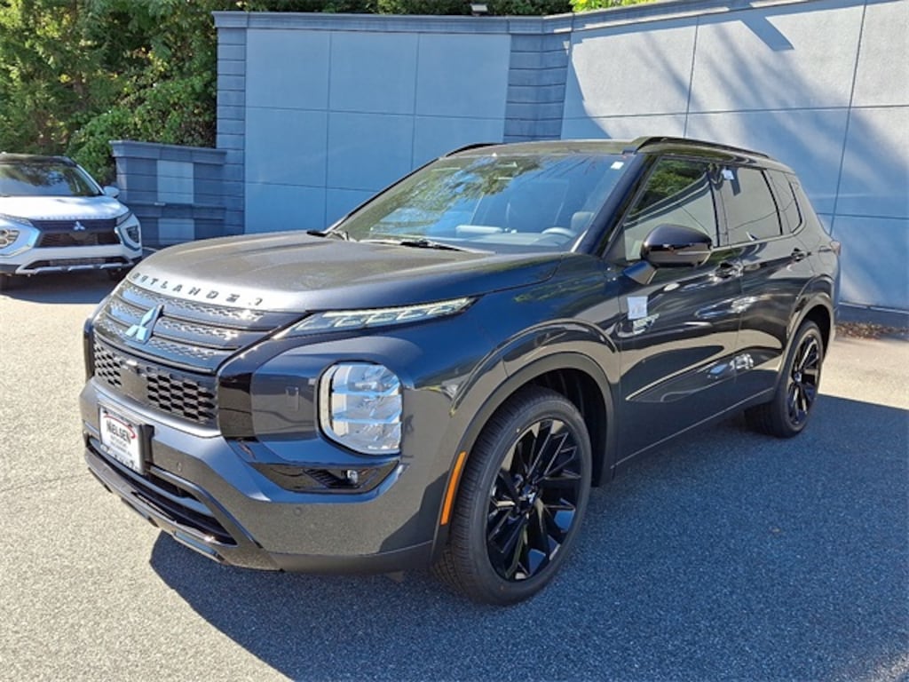 New 2025 Mitsubishi Outlander PHEV SEL Black Edition SUV