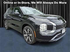 2025 Mitsubishi Outlander SE SUV