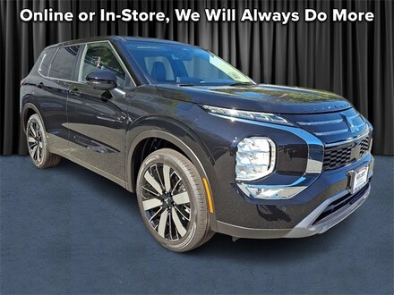 2025 Mitsubishi Outlander SE SUV