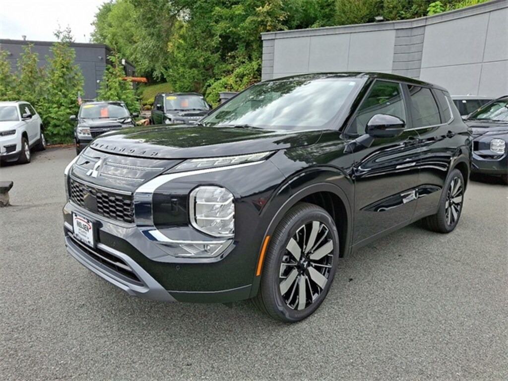 New 2025 Mitsubishi Outlander SE SUV