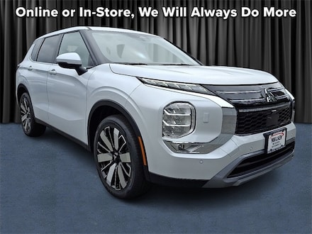 2025 Mitsubishi Outlander SE SUV