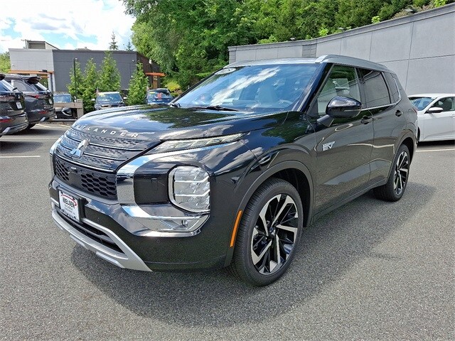 2025 Mitsubishi Outlander PHEV SEL Platinum photo 2
