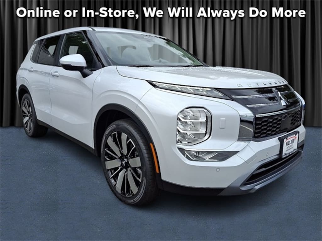 New 2025 Mitsubishi Outlander SE SUV