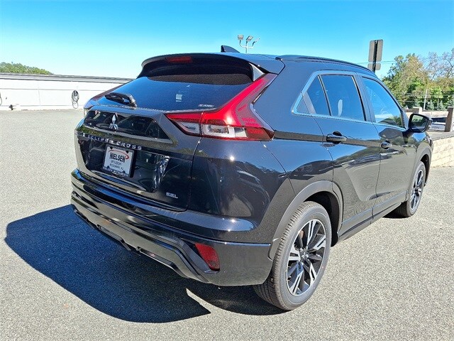 2026 Mitsubishi Eclipse Cross SEL photo 3