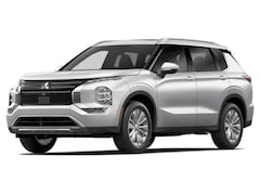 2025 Mitsubishi Outlander SE SUV
