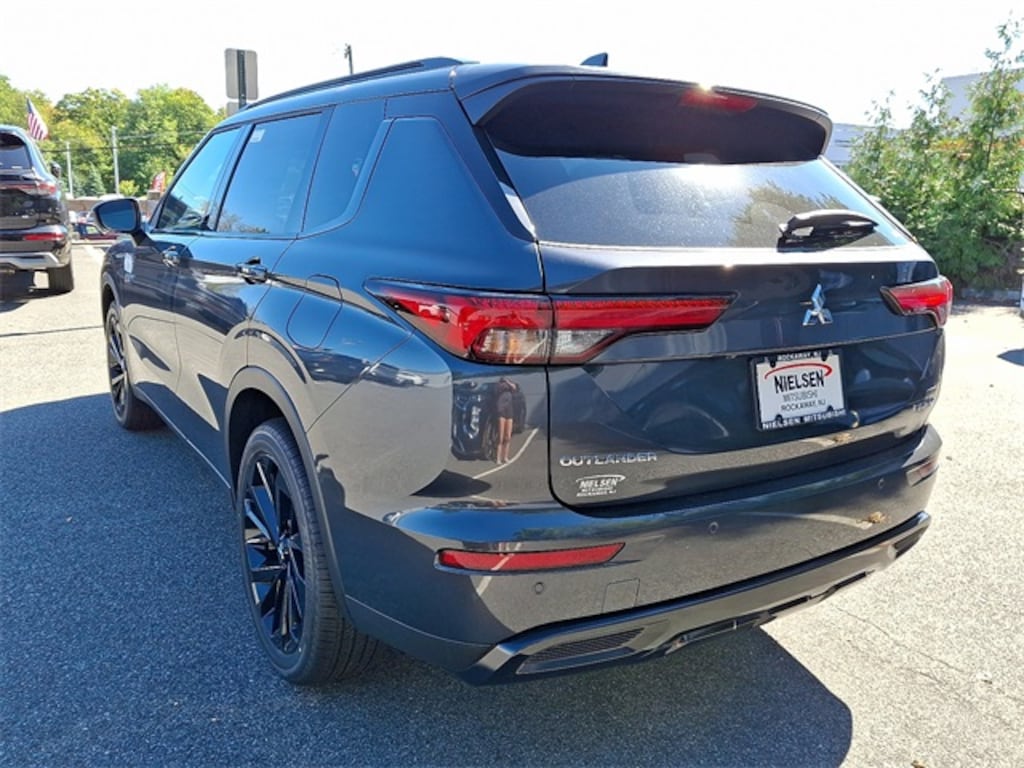 New 2025 Mitsubishi Outlander PHEV SEL Black Edition SUV