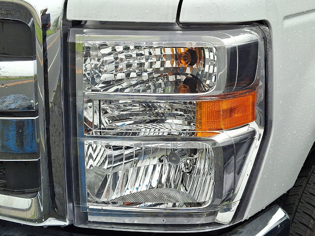 2026 Ford E-Series Cutaway Base - Photo 4