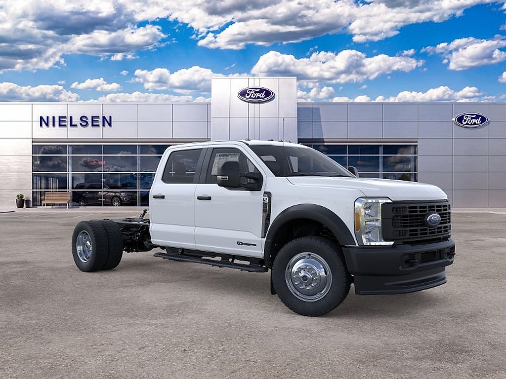 2025 Ford F-550 Super Duty Chassis Cab XL - Photo 7